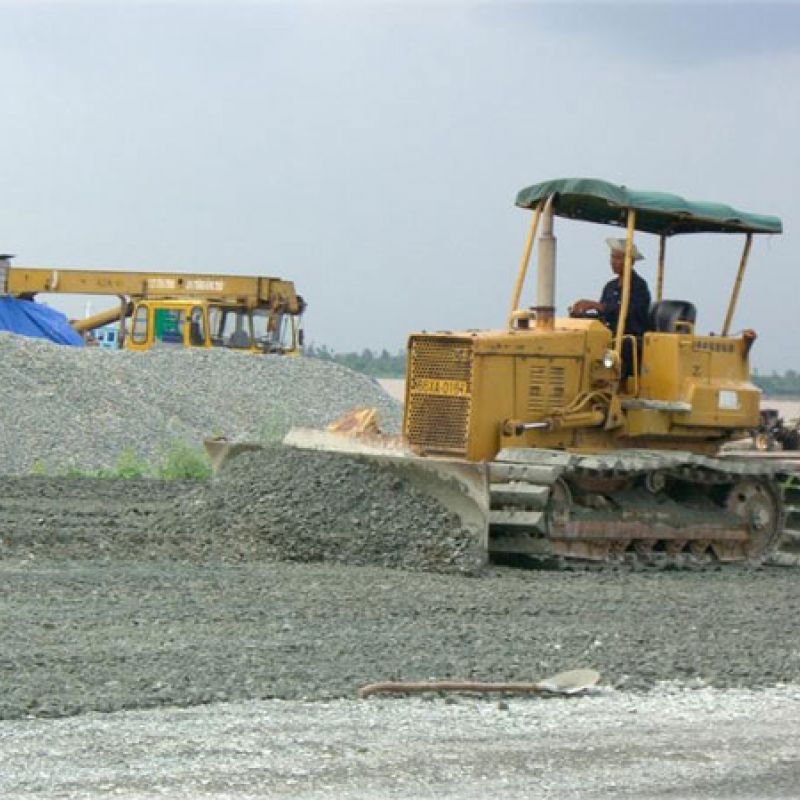 San lấp mặt bằng